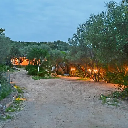 La Casa Del Mirto Арцакена
