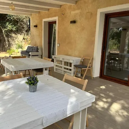 La Casa Del Mirto